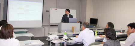 報告の様子です