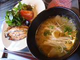 朝食