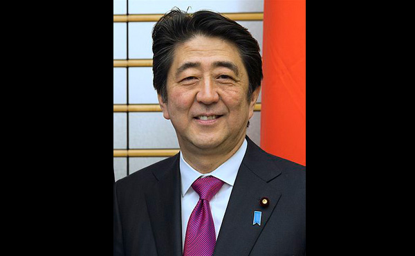 安倍首相、さらなる法人税引き下げを示唆 「積極的な賃上げを見極めてから」