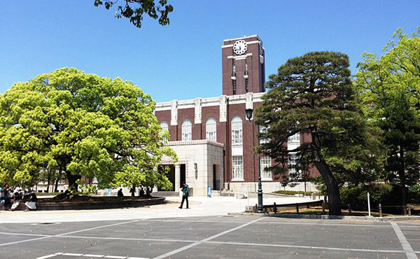 【著作権】京大入学式、総長式辞にボブ・ディランさんの「風に吹かれて」を引用→JASRACから使用料を請求される