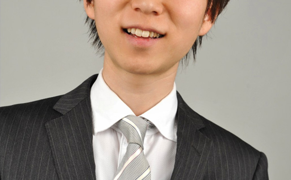 部長「初任給何に使うの?」俺(頼むぞ…)新入社員「親にプレゼントでも笑」社員一同「!?」ガタッ