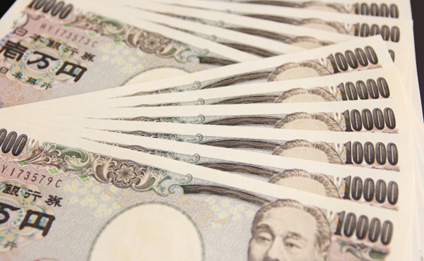 【悲報】日本人さん、こんなものに24万も払ってしまうwwwlwwwlwwwl