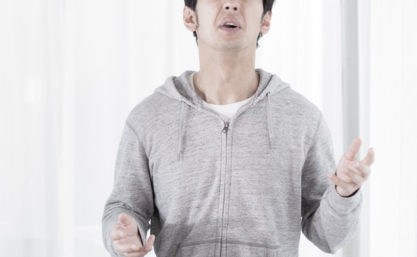 【悲報】手取り13万ぼく、翌月のクレカの請求額を見て唖然wwwwwwwwwwwwww