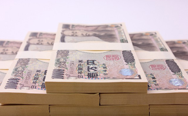 金融資産が991万円まで増えたけどここまで来ると金を使うのが嫌になってくるな