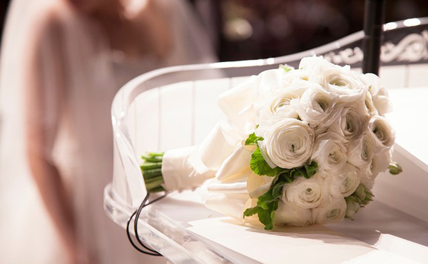 10月に結婚式あげるんだが…