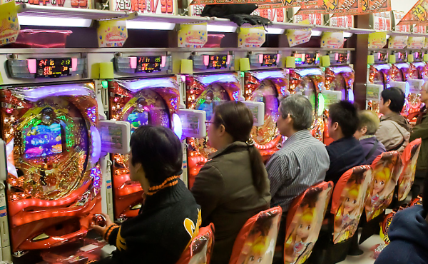 22時に現金投資してるバカwwwwww