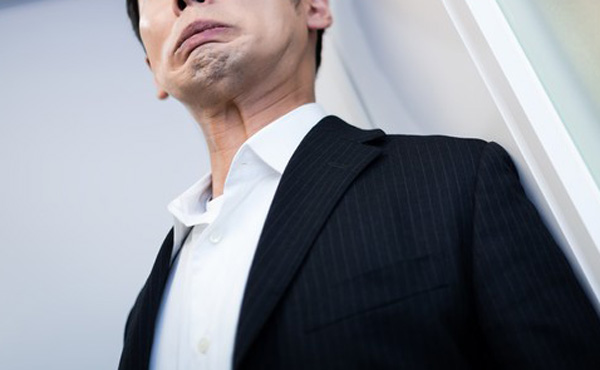 契約社員の僕、夜勤中にとんでもないことを知ってしまう・・・