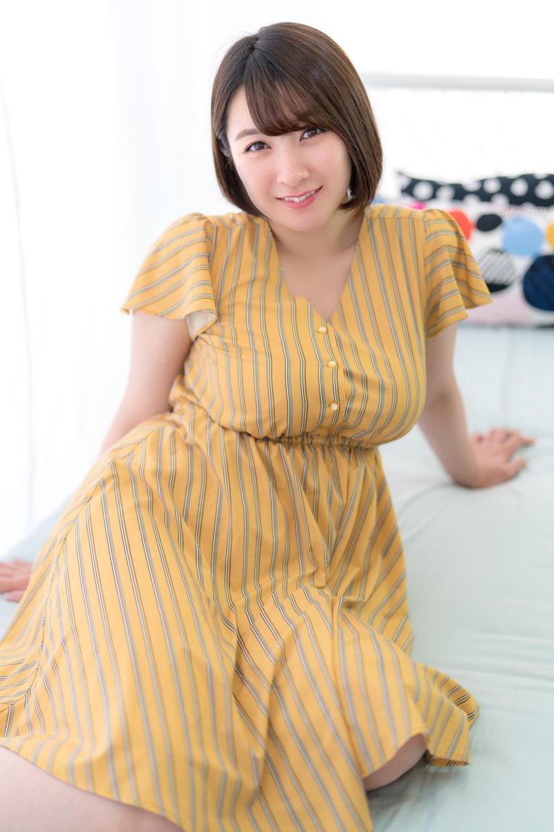【画像13枚】紺野 栞さん、巨乳になった彼女のむちむちボディをご覧下さい