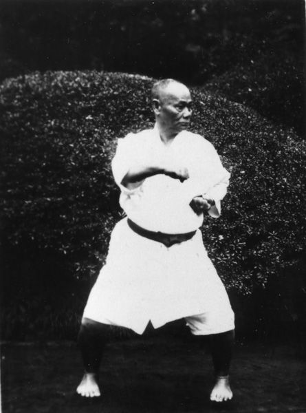 正規品販売！ 空手 貴重（琉球 レア 希少 本部朝基正伝 琉球拳法空手術達人 趣味・スポーツ・実用