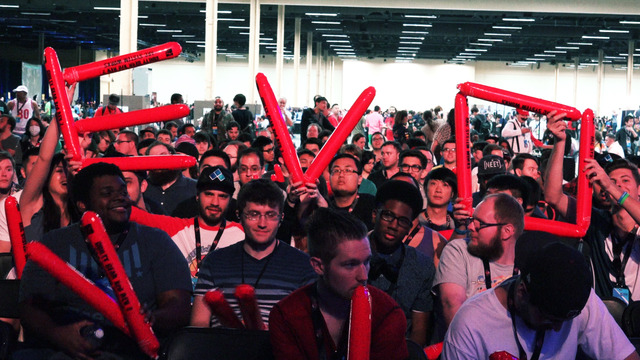 EVO17_DAY02_AX02_8 (0;00;04;05)