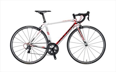 06_2014_RS8_ELITE_Racing Red_R