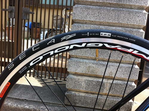 ロードバイクのホイールを、ゾンダから『シャマル ミレ』に交換 ロードバイクのホイールを、ゾンダから『シャマル ミレ』に交換