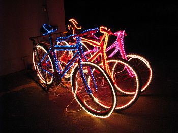 サイクルロード 自転車への道 自転車で盛上げるクリスマス クリスマス クリスマスツリー burning man bicycle lights