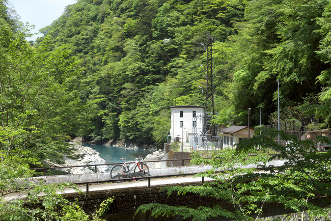 緑と青の絶景-016