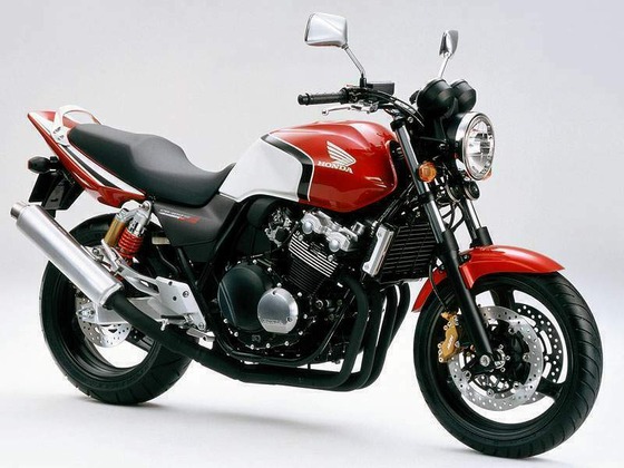 Honda CB400 Super four 05 1
