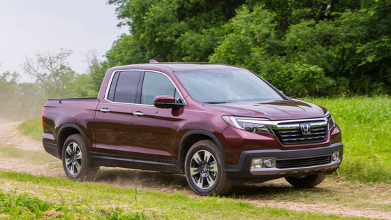 2017-ridgeline-03