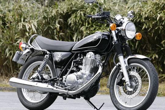 01-yamaha-sr400