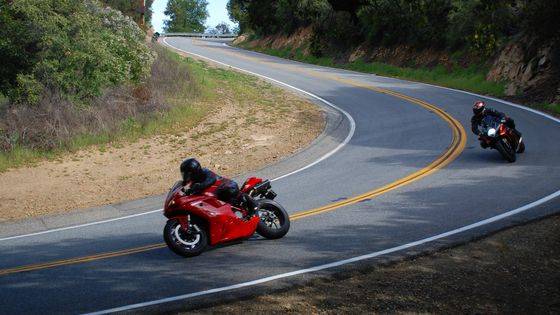 Mulholland-Hwy-Motorcycle-Curves