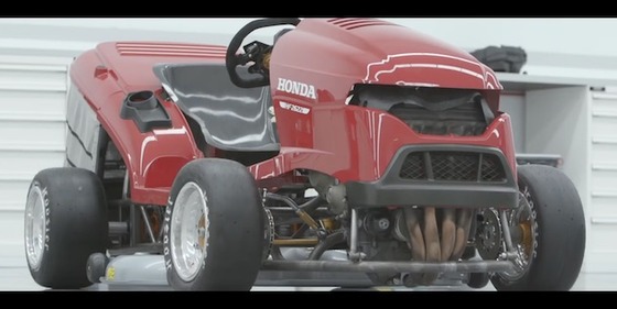 ホンダが「世界最速の芝刈り機」をさらにパワーアップ！　「CBR1000RR ファイヤーブレード」のエンジンを積んで192psに