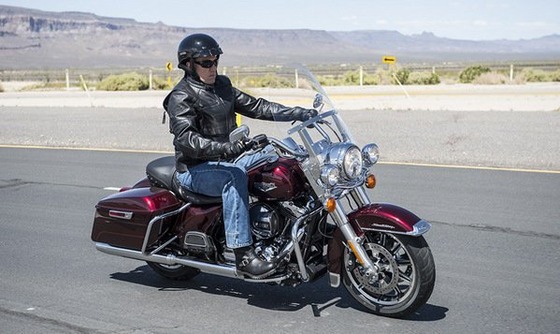 1-harley-davidson-road-king--201403_600x0w