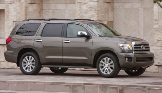 2015_toyota_sequoia-pic-1668026260859904213-1600x1200