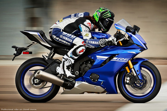17_r6_blue_a1