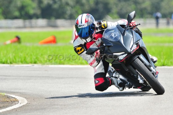 63368-galeri-foto-test-ride-all-new-honda-cbr250rr-keren-12