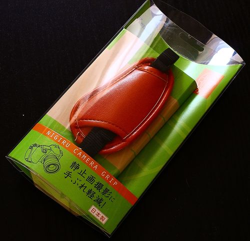 握るカメラぐりっ0プ (1)