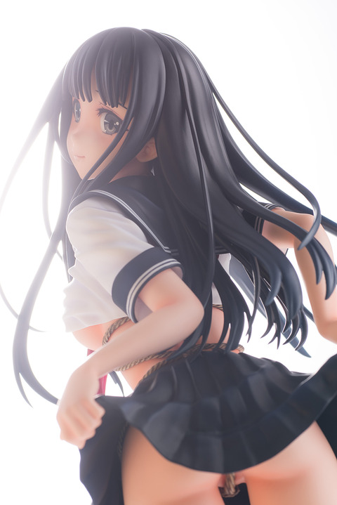 F-ism_27