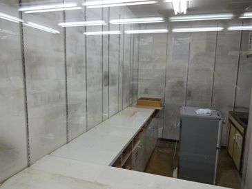 調剤室改装1
