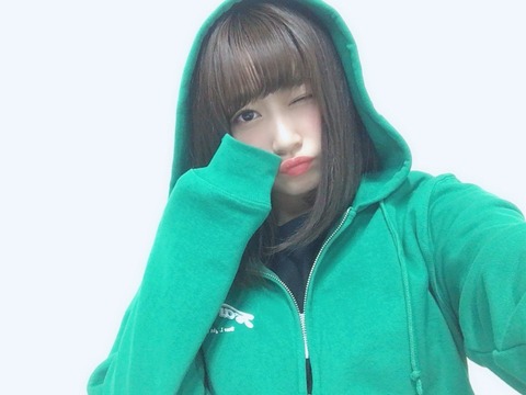 DptyIaFU8AAVfzS