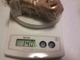 クルミ入りパン(レーズン) いちごマーガリン