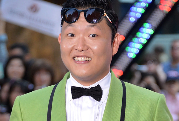 20121207-psy-624x420-1354914287