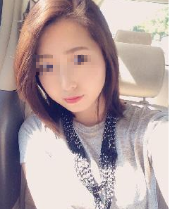 女性ポーズ⑪