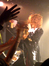 LIVE2