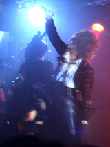 LIVE3