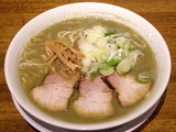 津軽バリ煮干そば 750円