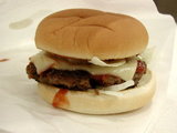 デラックスバーガー 500円