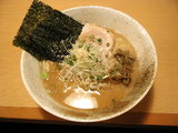 醤油らあめん 680円