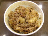 牛丼 肉1.5盛 450円