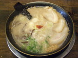 黒のコクとんこつラーメン 600円