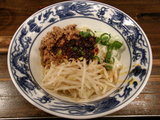 紅油屋台担々麺 780円