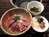 牛とろ炙り丼 980円