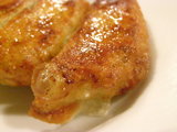 焼き餃子 表面