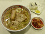 ランチセット 700円 + キムチ 100円
