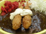 エビフライカレー丼 ビジネスクラス 福神漬をトッピング
