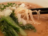 醤油ラーメン 麺のアップ