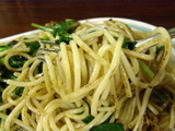 中華風 チャイナ 塩味 麺のアップ