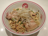 ビルマそば 750円