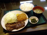 ステーキ定食(メンチ付) 850円